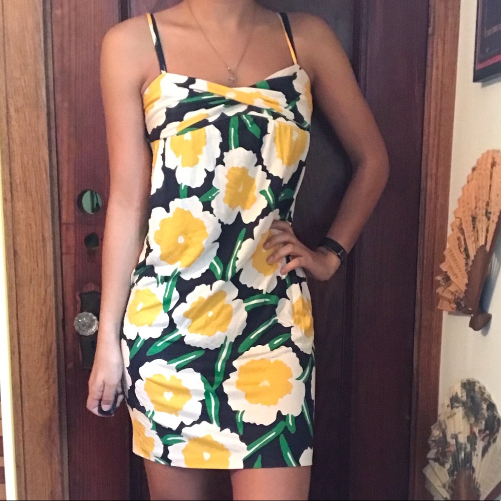Sz 4 Diane Von Furstenberg floral dress